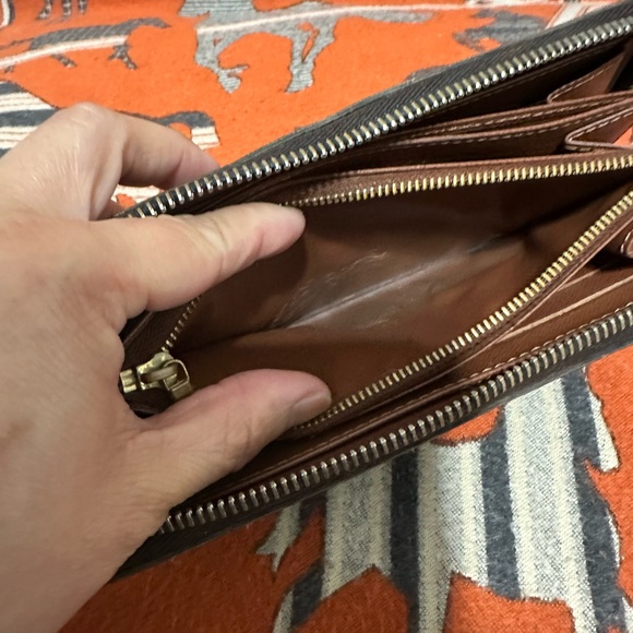 LOUIS VUITTON ❤️🌟CA1005 MONOGRAM ZIPPY WALLET⭐️ - Picture 5 of 6